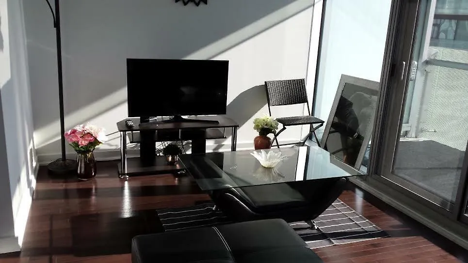 Apartment 14 York Street Hotel Toronto Canada
